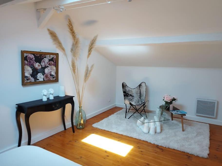 Appartement Proche Aeroport & Indret Bouguenais Exteriör bild